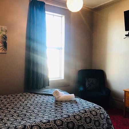 Otautau Hotel 外观 照片