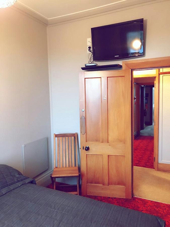 Otautau Hotel 外观 照片